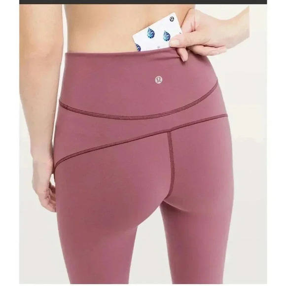 Lululemon In Movement Crop Pants Women’s Size 6 Misty Merlot 19" Activewear - Picture 4 of 9